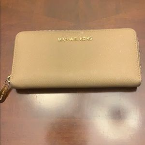 Tan Michael Kors Wallet